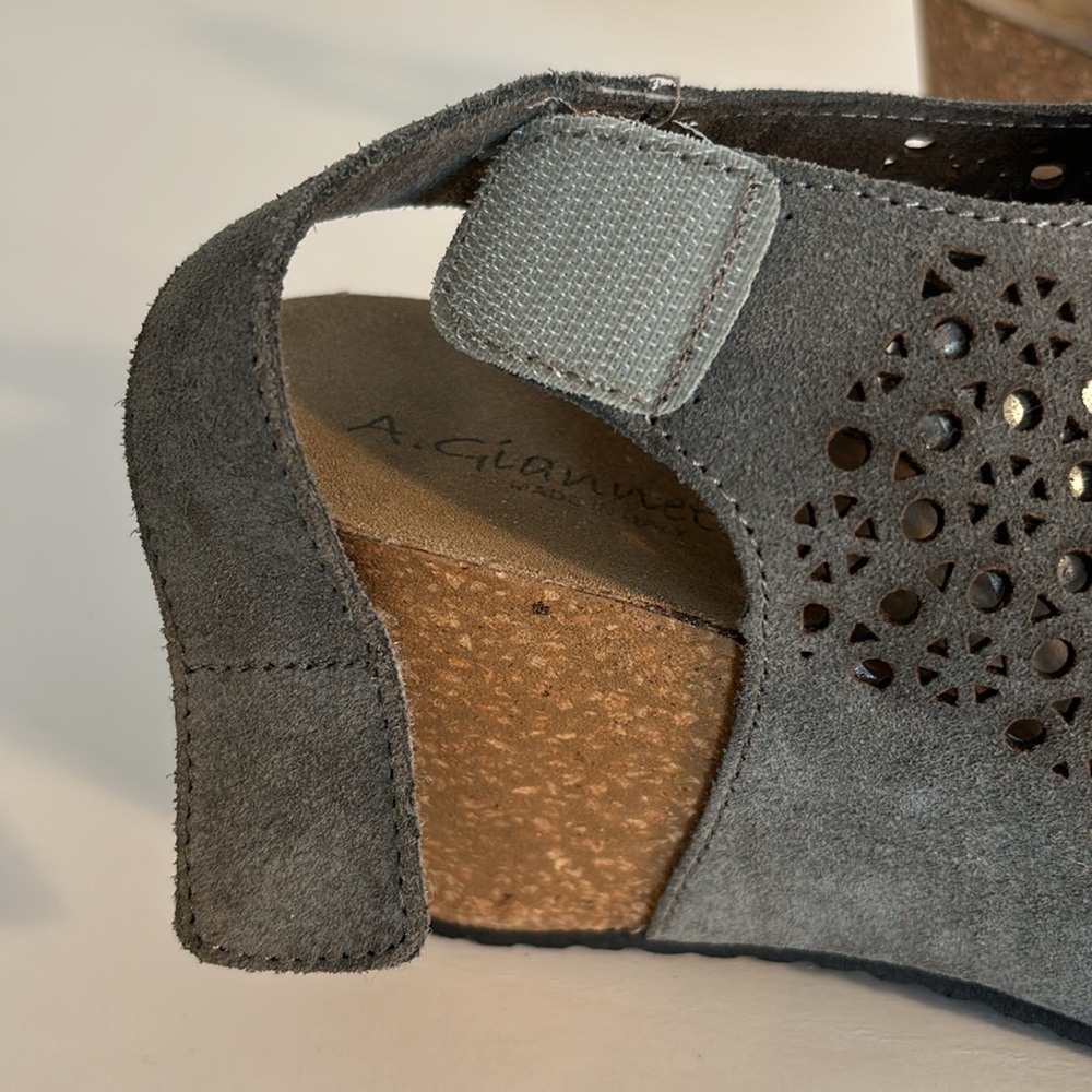 Platform Suede Shoe - Picture 7 of 7